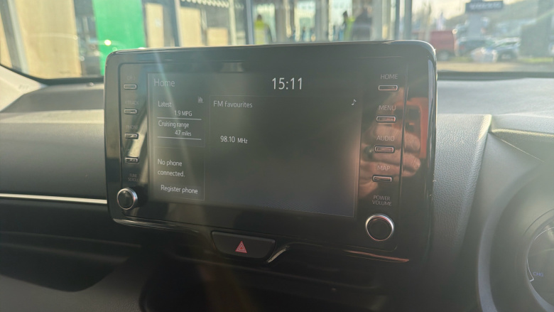 Toyota Yaris 1.5 Hybrid Design 5dr CVT Hybrid Hatchback